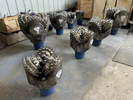 Fornecimento de fábrica Direto 393.7mm 15 1/2 polegadas IADC537 Tci Tricone Drill Bit